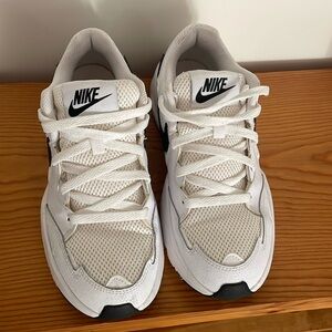 White and Black Nike Air Max Fusion Shoe